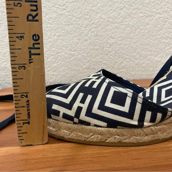 TORY BURCH Blue Printed Canvas D'Orsay Pumps Espadrille Sandals Size 40 - Picture 10 of 15